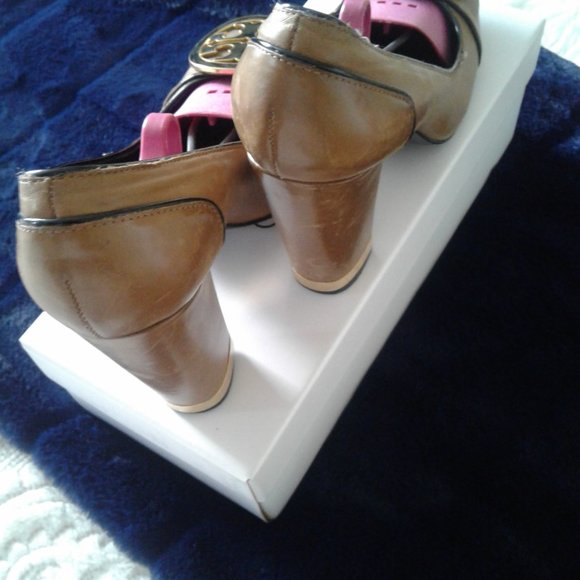 Tory Burch   original size 8.5 excellent condition - Picture 3 of 3